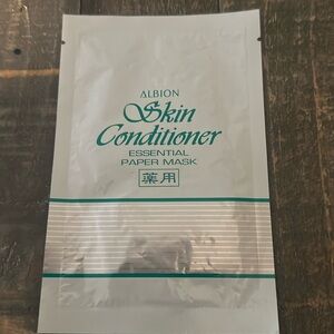 ALBION skin conditioning essential paper mask